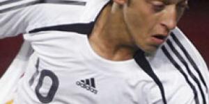 Ozil Disambut Suka Cita Real Madrid