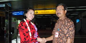 Penumpang Pertama 2011 di Bandara Soekarno-Hatta, Warga Depok