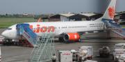 Pesawat Lion Air yang tergelincir Menabrak Pesawat