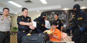 Detektif Asal Cina Ditangkap di Bandara, Bawa Sabu Rp1,5 M