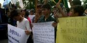 Pejabat BNP2TKI Diduga MelecehkanTKI, Massa Demo