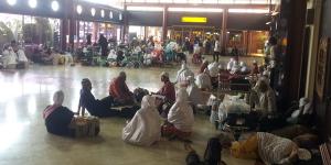 Terminal Internasional Soekarno-Hatta Semakin Semrawut