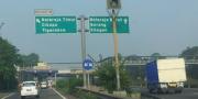Jalan Tol Tangerang - Merak KM 38 Tergenang 