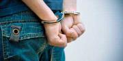 Polisi Tangkap Pencuri Gelang Emas Modus Menjajal Pakaian