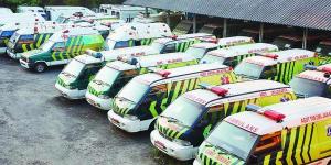 Pengendara Motor Tabrak Ambulans di Ciputat