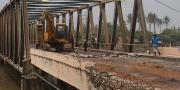 Jembatan Pintu Air 10 Masuk Tahap Finishing