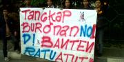 Minta Provinsi Tangerang Raya, Mahasiswa Tangerang Demo Atut