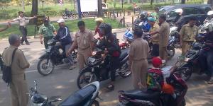 Tak Bawa KTP di Tangerang, Ratusan Warga Terjaring Razia