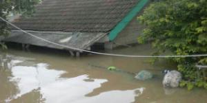 1.270 Rumah di Kota Tangerang Terendam