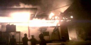 Gedung DPRD Lebak Terbakar