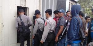 Polisi dan TNI Geledah Kamar Sel Lapas Tangerang