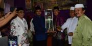 Juara MTQ, Bupati Tangerang Serahkan Piala ke Kelapa Dua