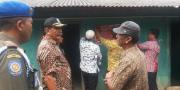 Kontrakan Mesum di Sekneg Disegel Satpol PP Tangerang