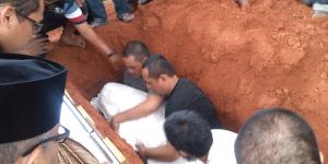 Pepeng dimakamkan di Jelupang Serpong