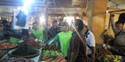 Wali Kota Tangerang Sidak Harga Kebutuhan Pokok di Pasar Ciledug