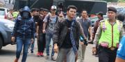 Polisi Usir 30 Massa yang menunggu Ketua DPR di Bandara Soekarno-Hatta