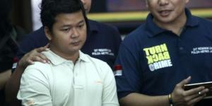 Hakim Tunda Sidang Bomber Mal Alam Sutera 