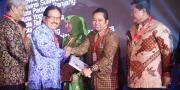 Wali Kota Tangerang  Raih National Procurement Award