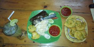 Cicipi Berbagai Makanan Khas Kota Tangerang di Wartang