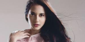 Foto Pevita Pearce Bikin Heboh Netizen di Instagram