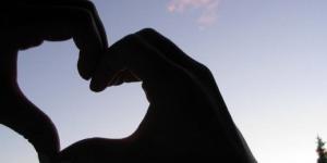 Berbagi Hati : Pertama Nikmat Seterusnya Rakus