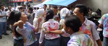 Pelajar Tangerang Corat-coret Seragam di Kawasan Pendidikan 