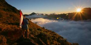 Mendaki Gunung Bukan Tentang Jago-jagoan, tapi Tentang Keamanan