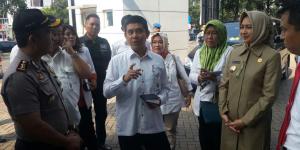 Menteri Yuddy Anggap Pelayanan di Kecamatan Ciputat Sudah Baik