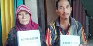 Ngaku Dapat 'Wahyu' Guru Ini Salat Menghadap Timur