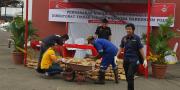 Polisi Bongkar Satu Truk Ganja Aceh yang disembunyikan di dalam papan kayu   