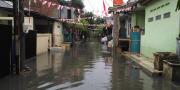 Puluhan Rumah di Dasana Indah Kebanjiran