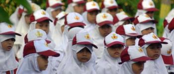 Menteri Pendidikan Sebut Tak Ada Kata 'Gratis' dalam Putusan MK Soal Sekolah Dasar dan Menengah 