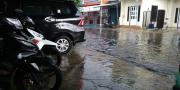Diguyur Hujan  1 Jam , Perumnas II Tangerang Kebanjiran