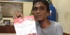 Sakit, Tiga Warga TPS 15 Nusajaya Tangerang mencoblos di rumah
