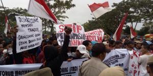 Tanah Diserobot Perusahaan,  Warga Dandang ngadu ke DPRD Tangerang