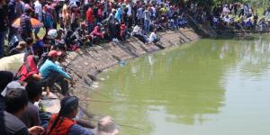 May Day, Ribuan Buruh Tangerang Memilih Ikut Lomba Mancing