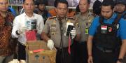 Pegawai PT ACS Bandara Soekarno Hatta Curi 1200 Botol Parfum