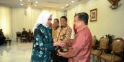 Tangsel Borong Piala dan 8 Penghargaan Kota Cerdas Indonesia