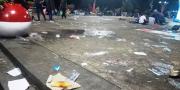 Usai Perayaan Tahun Baru di Puspemkot Tangerang, Sampah Berserakan