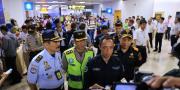 Wisatawan Pertama 2018 di Bandara Soekarno-Hatta Disambut Meriah