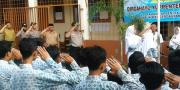 Tak Seperti Biasanya, Upacara di Sekolah Tangerang Dipimpin Polisi