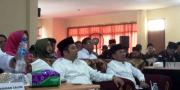 Arief-Sachrudin Tiba di KPU saat Pleno Penghitungan Suara Kecamatan Pinang