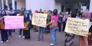 Nama Anak Hilang di Pengumuman PPDB, SMP 11 Tangsel Didemo Ratusan Ibu-ibu