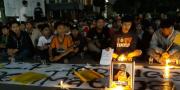 Ratusan The Jakmania Gelar Doa Bersama untuk Haringga Sirla di UIN Ciputat