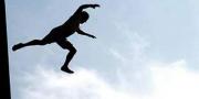 Brak! Pria Meninggal di Tempat Usai Lompat dari Flyover Ciputat Tangsel