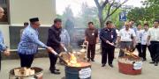 Belasan Ribu KTP-el di Tangerang Dibakar