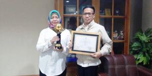 Sabet Adiwiyata Mandiri Jelang Purnabakti, Ini Sosok Tegas Kepala SMPN 1 Kota Tangerang