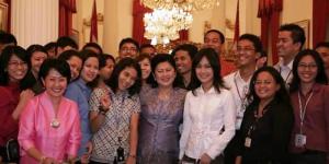 Ratu Isyana Doakan Kesehatan Ani Yudhoyono 