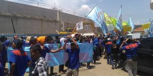 Dituntut Ganti Barang Hilang, Buruh Demo Pabrik Kudapan di Batuceper