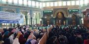 Syarat Lulus, Ribuan Mahasiswa UMT Ikuti Ittiba di Masjid Al-Azhom